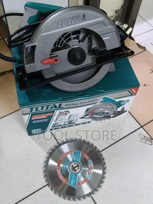 Total 2200W Professional 235mm Circular Saw