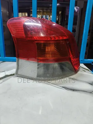 Taa ya Nyuma ya Toyota Vitz 2009
