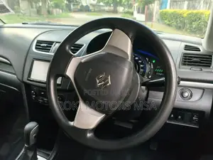 Suzuki Swift 2014 Nyeupe