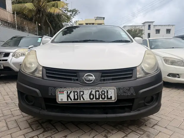 Nissan Advan 2016 Nyeupe - 1