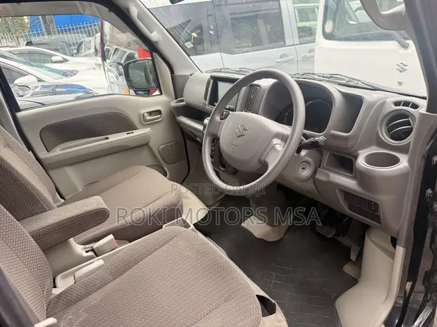 Suzuki Every Wagon 2018 Nyeusi - 1