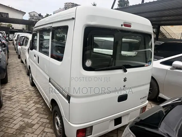 2018 Suzuki Every Wagon - White - 1