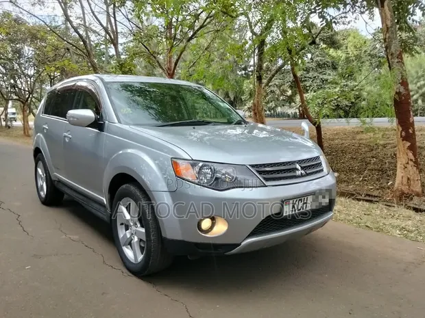 Mitsubishi Outlander 2.4 Automatic 2008 Silver - 1