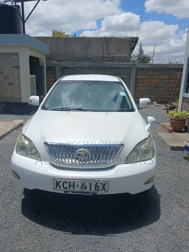 Toyota Harrier 2.4 2011 Nyeupe - 1