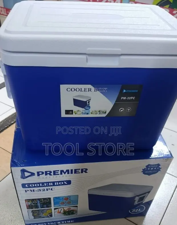 Premier 32L Portable Cooler Box - 1