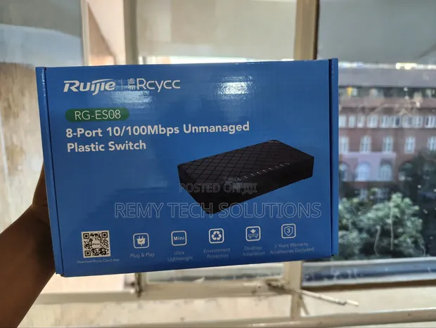 Ruijie RG-ES08 8-Port Unmanaged Desktop Switch - 1