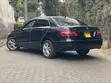 Mercedes-Benz E300 2011 Nyeusi - 4
