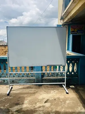 4ft x 3ft Whiteboard with Stand