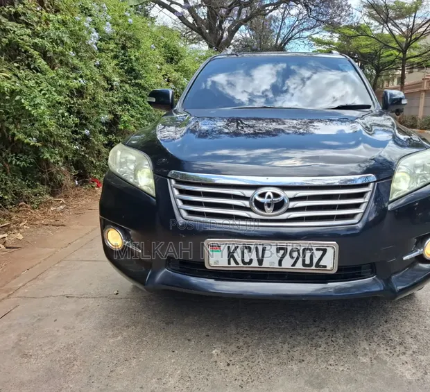 Toyota Vanguard 2012 Nyeusi - 1