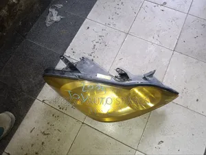 Toyota Ipsum 2005 Xenon Headlight