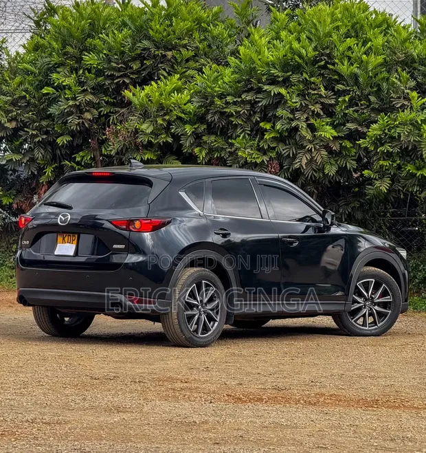 Mazda CX-5 2.2 Diesel AWD 2017 Nyeusi - 1