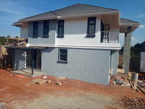 Townhouse/Terrace ya Vyumba 4 Karai Inauzwa