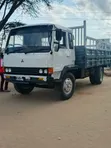 Mitsubishi Fuso Fighter Truck 1995 White - 1