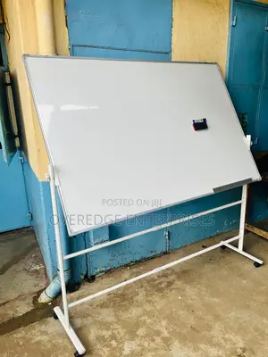 Flippable White Board na Stand (6ft x 4ft)