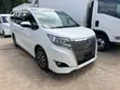 Toyota Esquire 2018 White - 3