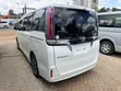Toyota Esquire 2018 White - 4