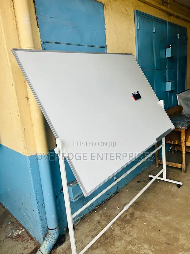 Rotatable Whiteboard 6ft x 4ft with Movable Stand - 1