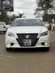 Toyota Crown Athlete 2013 White - 2