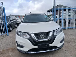 Nissan X-Trail 2020 Nyeupe ya Lulu