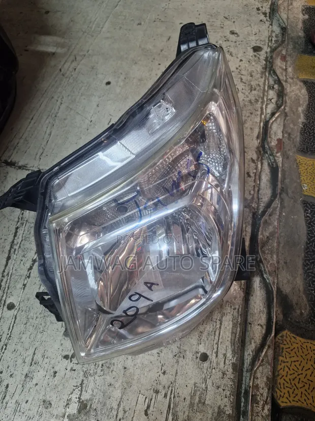 Suzuki WagonR Headlights (Zilizotumika) - 1