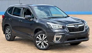 Subaru Forester Premium AWD 2019 Gray