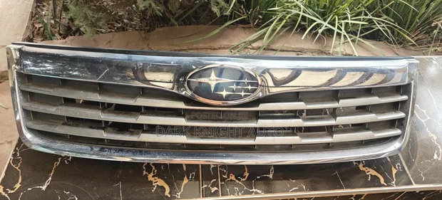 Grille ya Subaru Forester SH5 OEM - 1