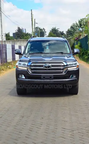 Toyota Land Cruiser 4.5 V8 VXR 2019 Grey