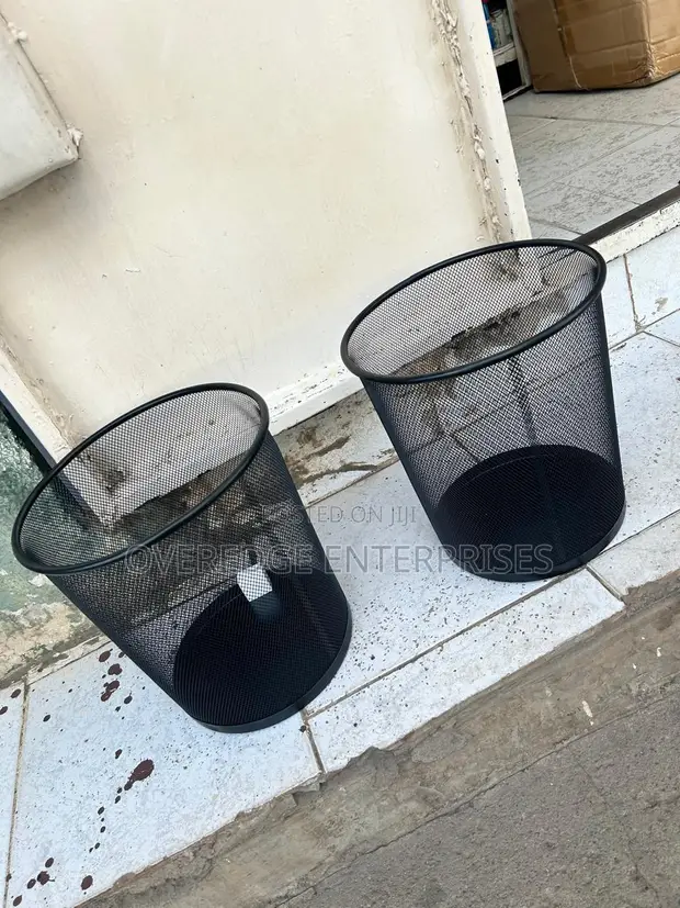 Chombo cha Taka cha Metallic Mesh - 1