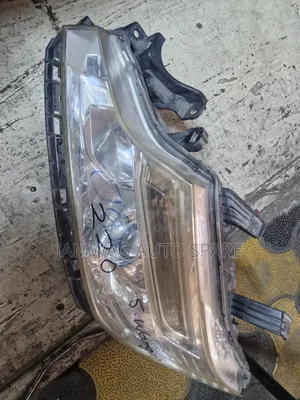 Honda Stepwagon Xenon Headlights (Used)