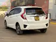 Honda Fit Hybrid 2017 Nyeupe - 2