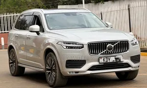 Volvo XC90 B5 2020