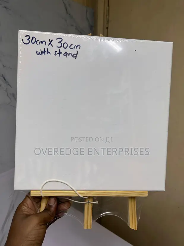 Canvas Board 30x30cm with Stand - 1