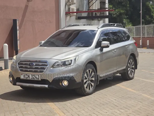Subaru Outback 2015 Burgundy - 1