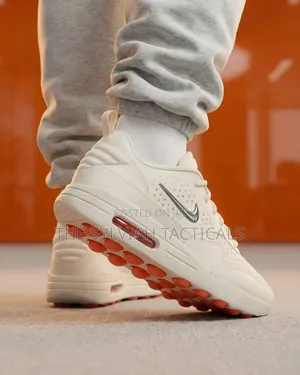 Nike Air Max 1 Sneakers
