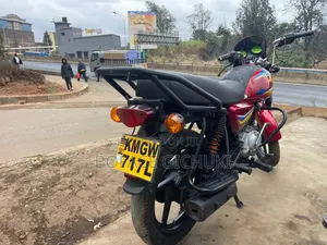 Bajaj Boxer 125 2025 Red