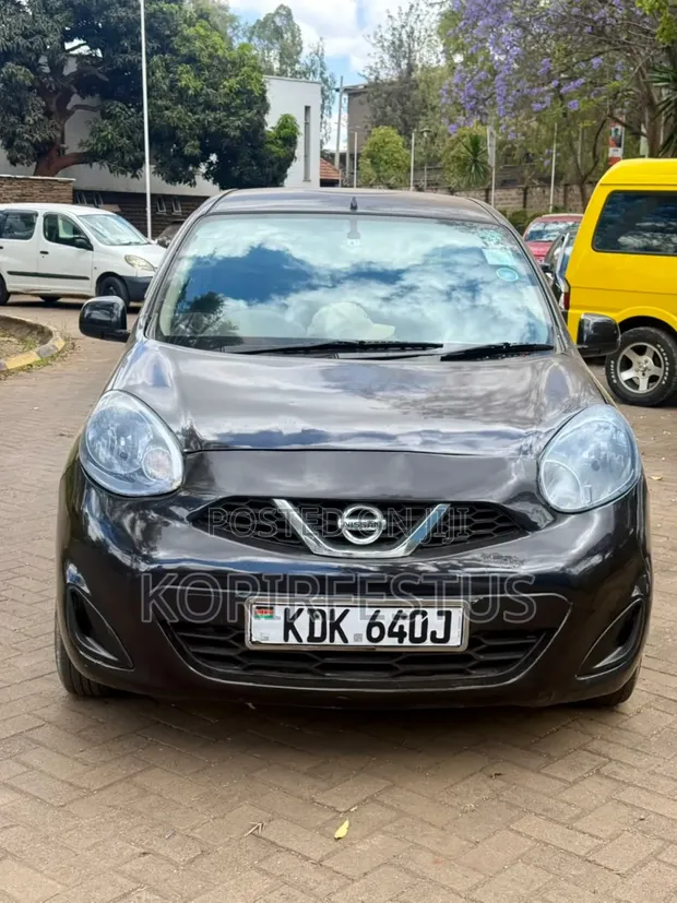 Nissan March 2015 Zambarau - 1