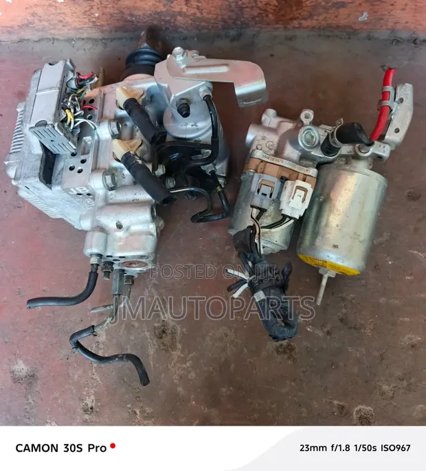 Brake Booster Toyota Fielder Hybrid - 1