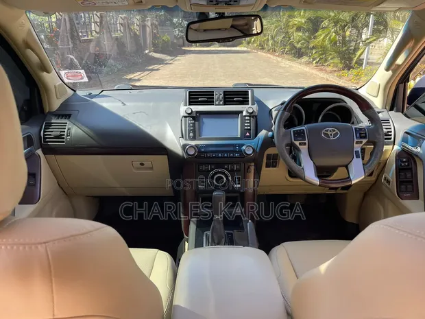 Toyota Land Cruiser Prado 2015 Gold - 1