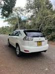 Toyota Harrier 2005 Nyeupe - 4