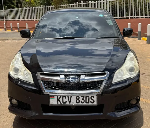 Subaru Legacy 2012 Nyeusi - 1