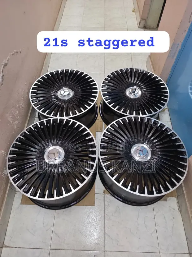 Mercedes-Benz GL-Class Staggered Rims (Brand New) - 1
