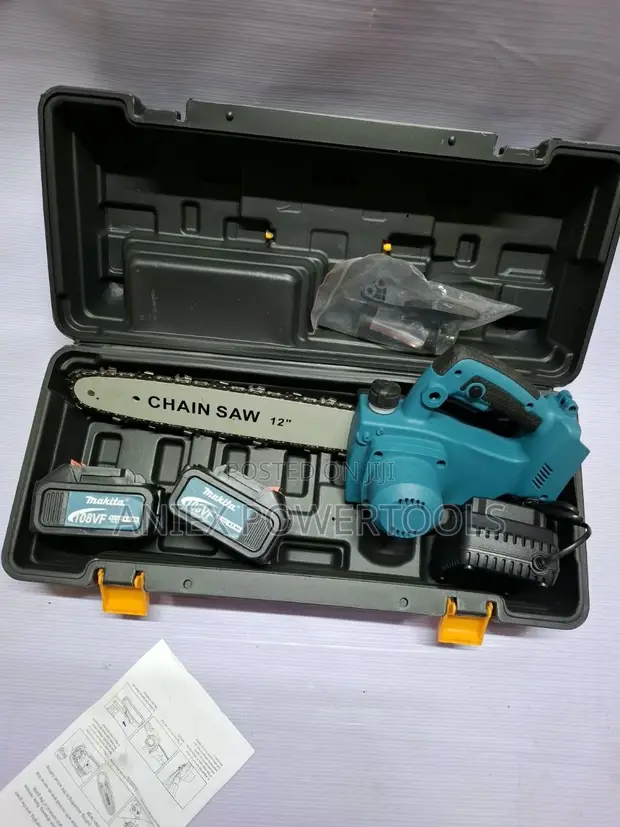 12-Inch Cordless Electric Chainsaw Set - Makita - 1