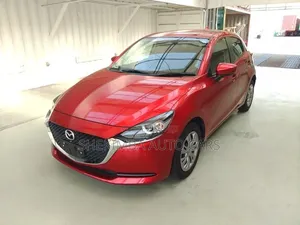 Mazda 2 2020 Nyekundu