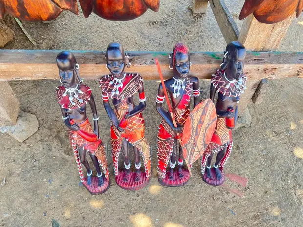 Maasai People Carvings - Brand New - 1