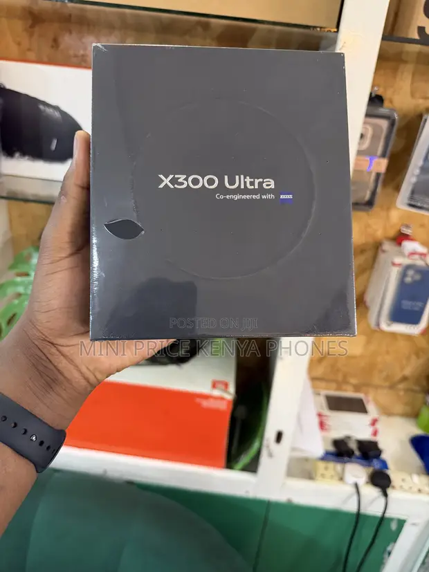 Vivo X300 Ultra 1TB Mpya Nyeusi - 1