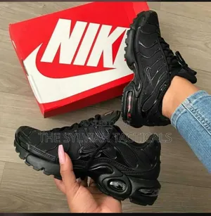 Nike TN Sneakers Halisi