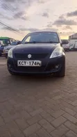 Suzuki Swift 2012 Nyeusi - 2