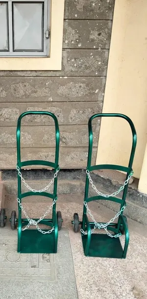 Durable Oxygen Cylinder Trolley with Wheels