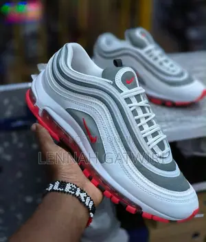 Viatu vya Michezo vya Nike vya Wanaume