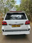Toyota Land Cruiser V8 2008 Nyeupe - 5